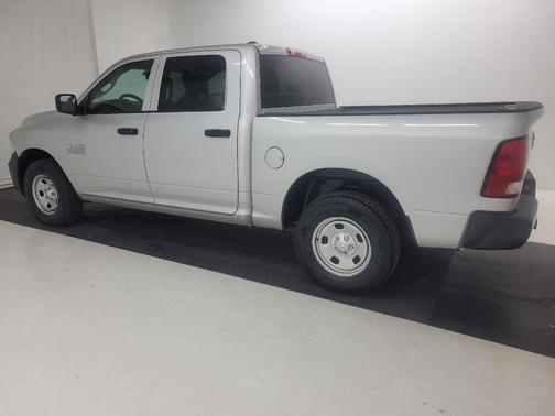 Bright Silver Metallic Clearcoat 2016 RAM 1500 Tradesman