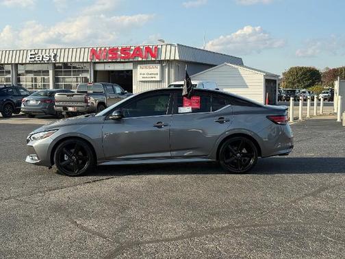 2022 Nissan Sentra SR