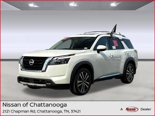 2025 Nissan Pathfinder Platinum