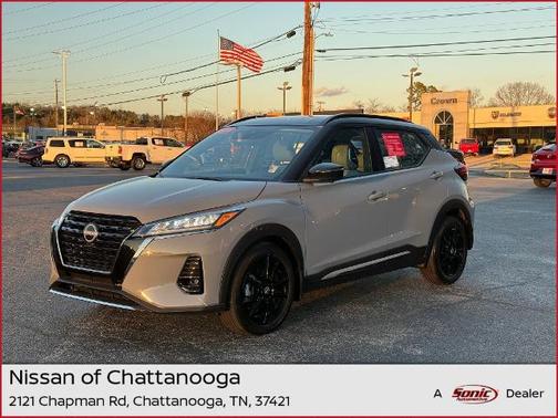 2023 Nissan Kicks SR