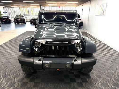 Rhino Clearcoat 2017 Jeep Wrangler Unlimited Sahara