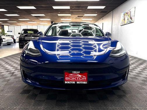 Deep Blue Metallic 2018 Tesla Model 3 Mid Range