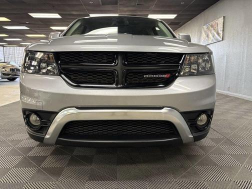 2019 Dodge Journey Crossroad