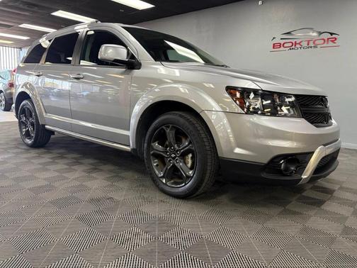 2019 Dodge Journey Crossroad