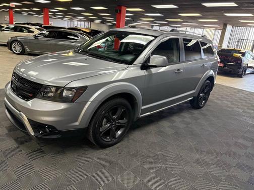 2019 Dodge Journey Crossroad