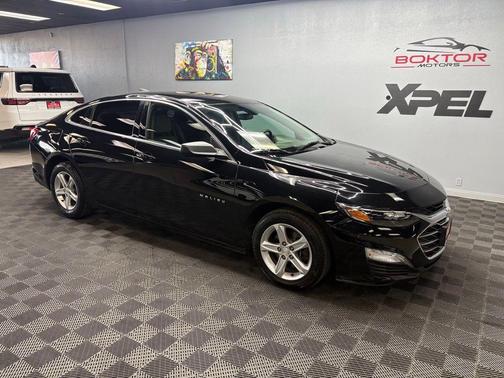 Black Metallic 2019 Chevrolet Malibu 1LS