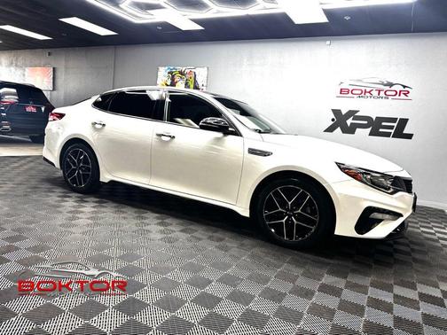 Snow White Pearl 2020 Kia Optima SE