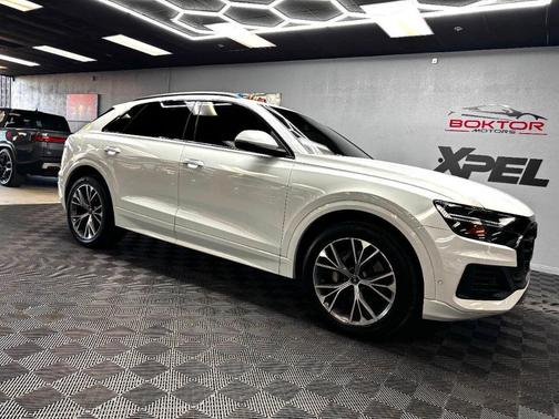 2021 Audi Q8 55 Premium