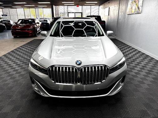 Glacier Silver Metallic 2020 BMW 740 i