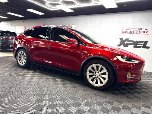 2017 Tesla Model X 75D
