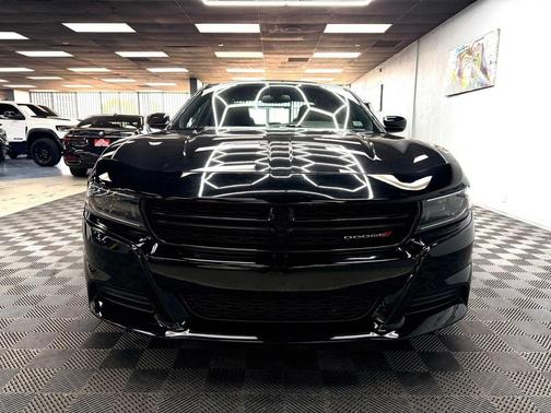 Pitch Black Clearcoat 2022 Dodge Charger SXT