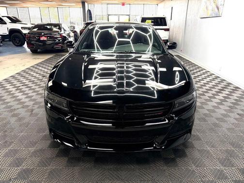 Pitch Black Clearcoat 2022 Dodge Charger SXT