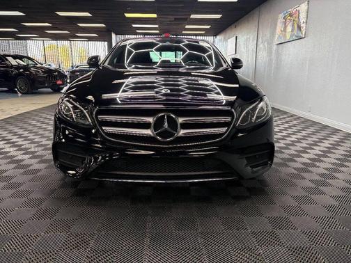 Black 2019 Mercedes-Benz E-Class E 300