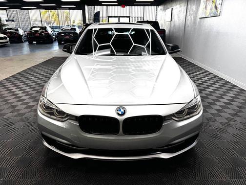 2016 BMW 328 i