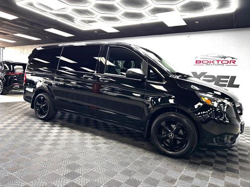 Jet Black 2018 Mercedes-Benz Metris Base