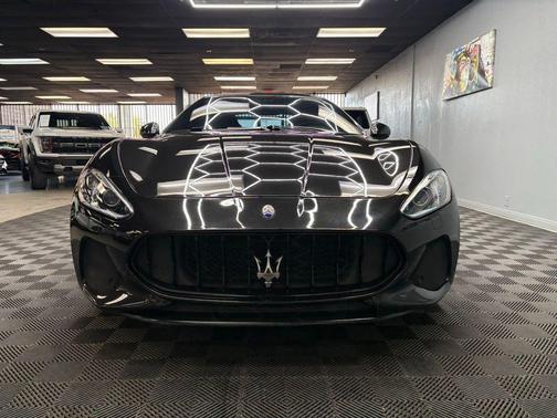 Nero Carbonio Metallic 2018 Maserati GranTurismo Sport