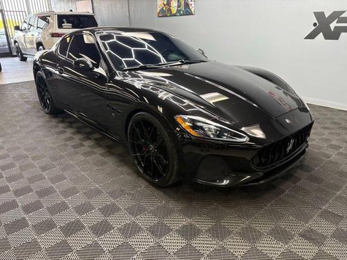 Nero Carbonio Metallic 2018 Maserati GranTurismo Sport