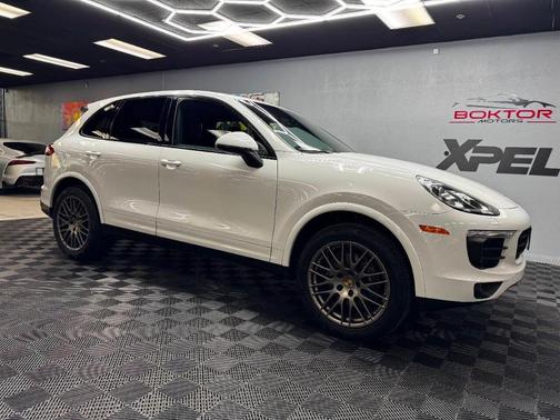 2018 Porsche Cayenne Base