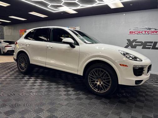 2018 Porsche Cayenne Base