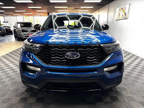 Blue Metallic 2020 Ford Explorer ST