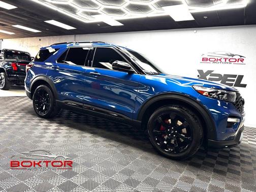 Blue Metallic 2020 Ford Explorer ST