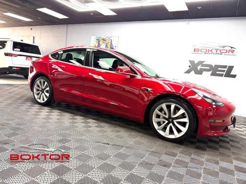 Red Multi 2018 Tesla Model 3 Long Range
