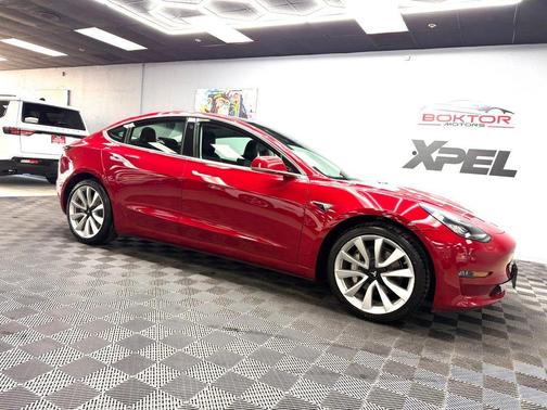 Red Multi 2018 Tesla Model 3 Long Range