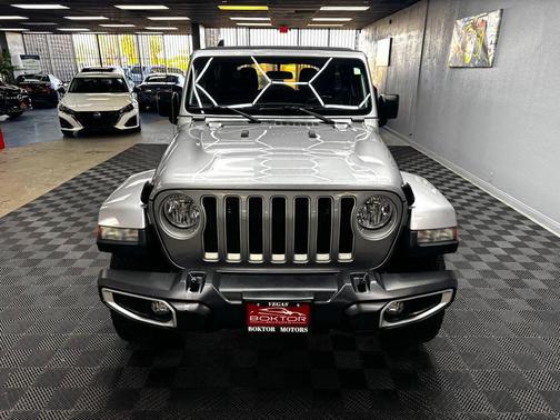 Billet Silver Metallic Clearcoat 2019 Jeep Wrangler Unlimited Sahara