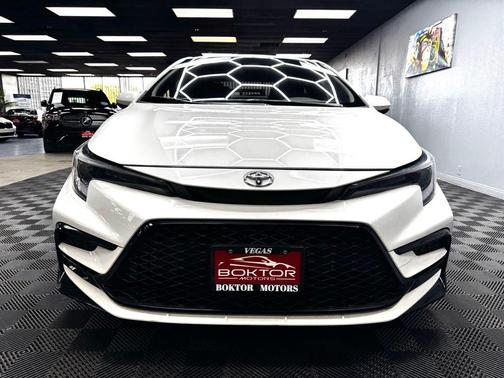 Ice 2024 Toyota Corolla SE