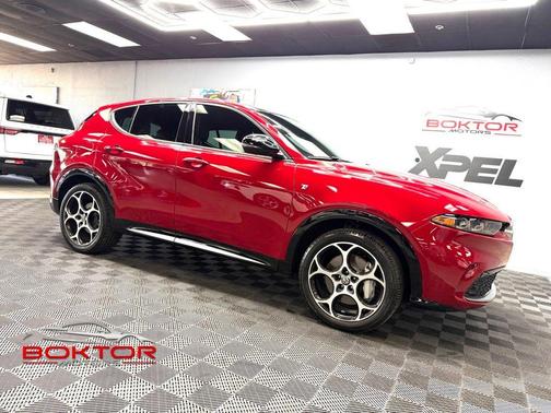 Rosso 2024 Alfa Romeo Tonale Ti