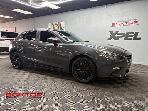 Meteor Gray Mica 2015 Mazda Mazda3 i Sport