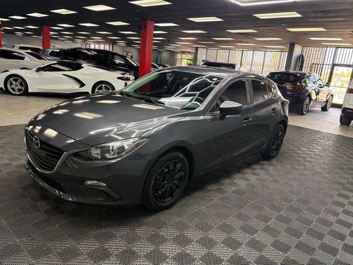 Meteor Gray Mica 2015 Mazda Mazda3 i Sport