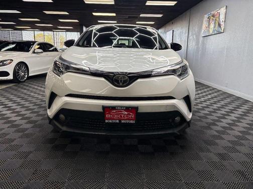 2018 Toyota C-HR XLE Premium