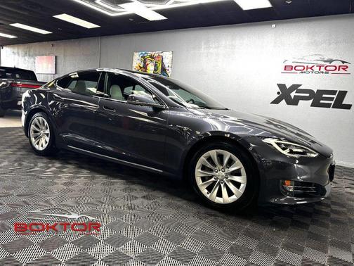 2018 Tesla Model S 75D