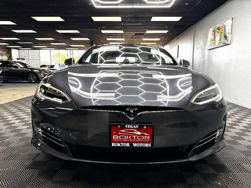 2018 Tesla Model S 75D