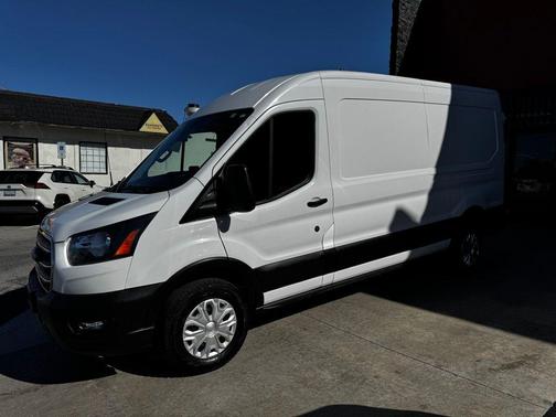 Oxford White 2020 Ford Transit-250 Base
