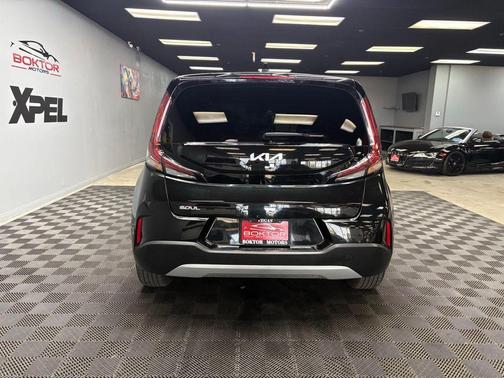 Black 2023 Kia Soul LX