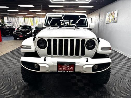 2023 Jeep Gladiator Overland