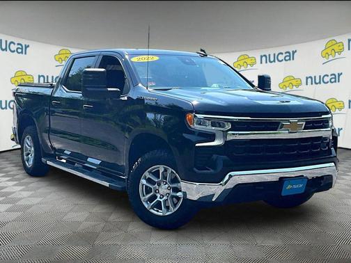 Black 2022 Chevrolet Silverado 1500 LT