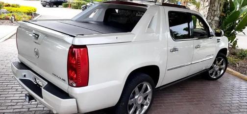 2013 Cadillac Escalade EXT Premium