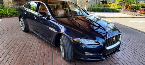2019 Jaguar XJ XJR
