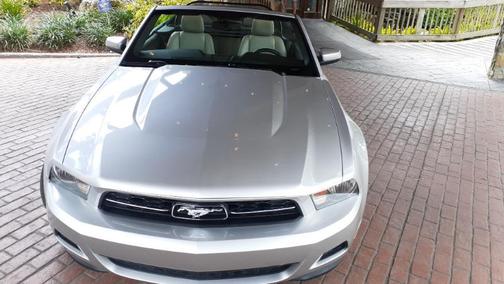 2012 Ford Mustang V6 Premium