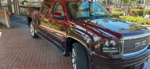 2007 GMC Sierra 1500 SLE2 Crew Cab
