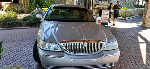 2007 Lincoln Town Car Signature