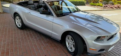2012 Ford Mustang V6