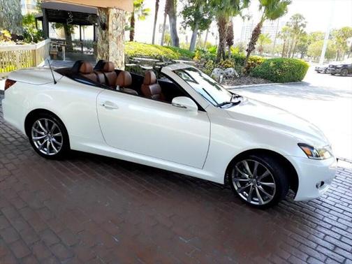 2014 Lexus IS 250C Base