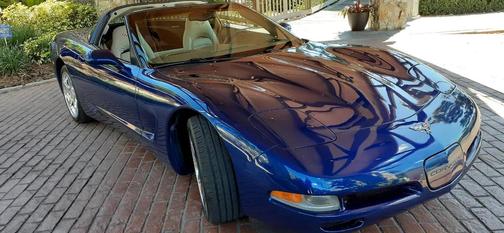 Lemans Blue Clearcoat 2004 Chevrolet Corvette Base