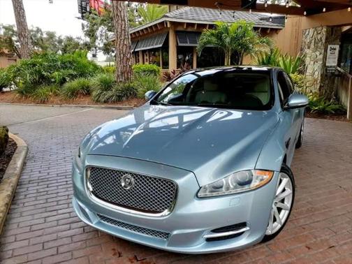 2012 Jaguar XJ Base