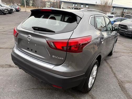 2018 Nissan Rogue Sport SV