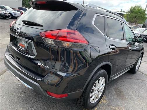 2018 Nissan Rogue SV